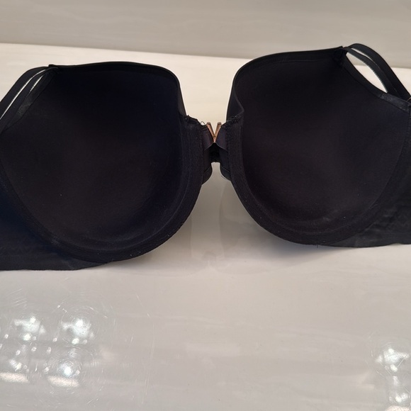 VICTORIAS SECRET lined perfect coverage bra - Picture 3 of 4